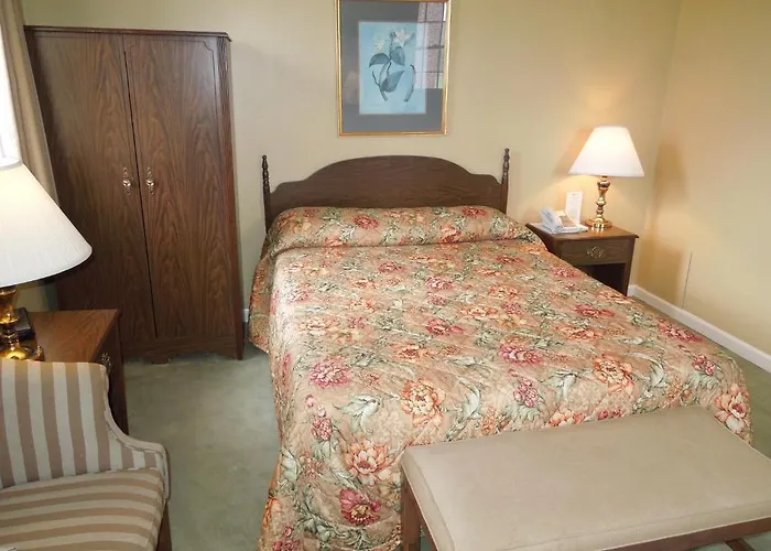 Bridges Guest Quarters